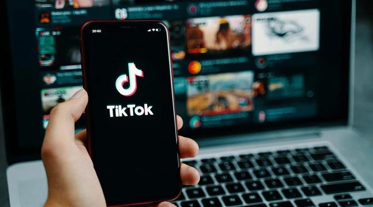 tiktok越南直播_云呼试用3分钟直播带货外语主播 _ 云呼试用3分钟电商市场分析 