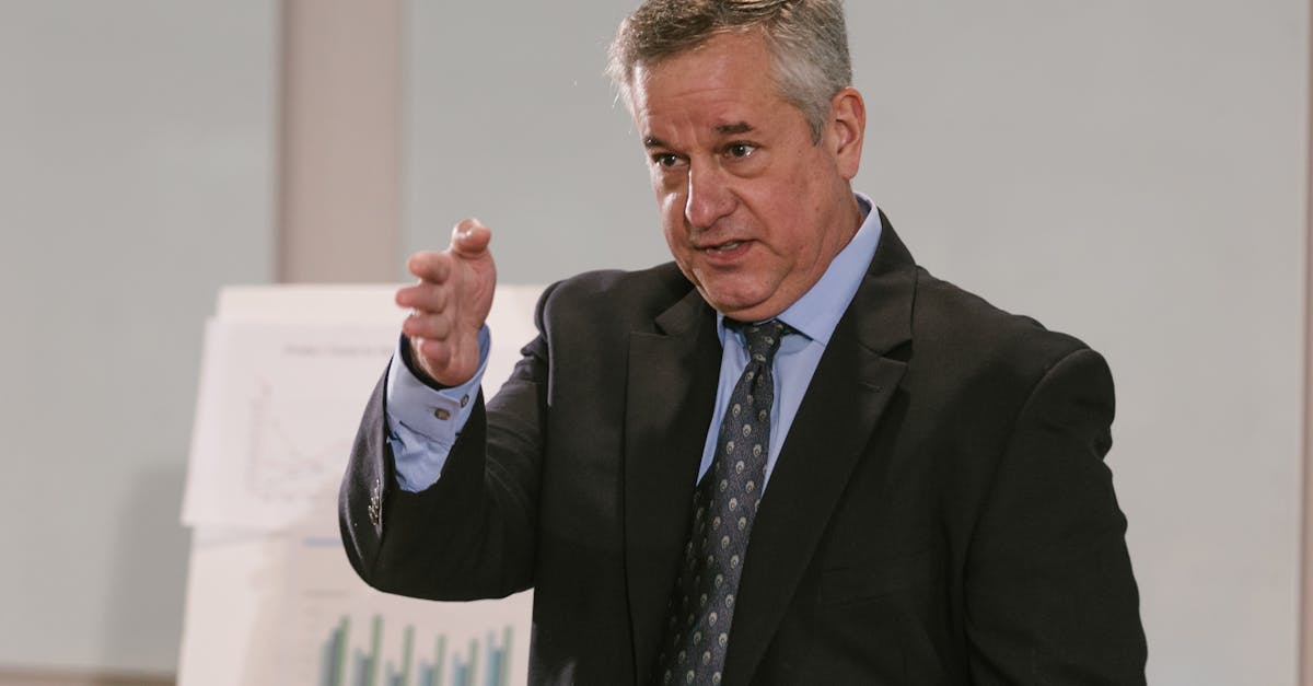 敢达争锋对决：王者怎么邀请别人注册账号