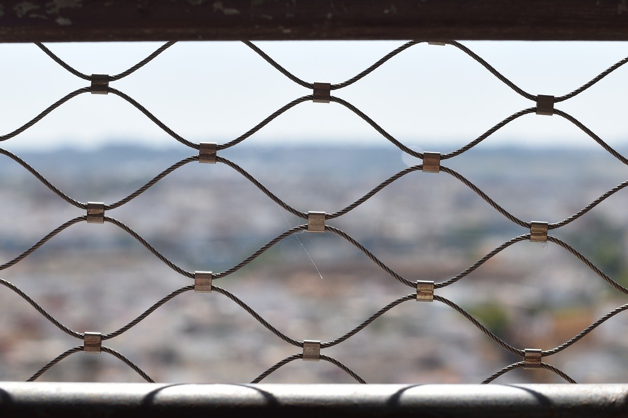 宇宙ip实名账号：实名账号的使用是否会影响私人财产安全？