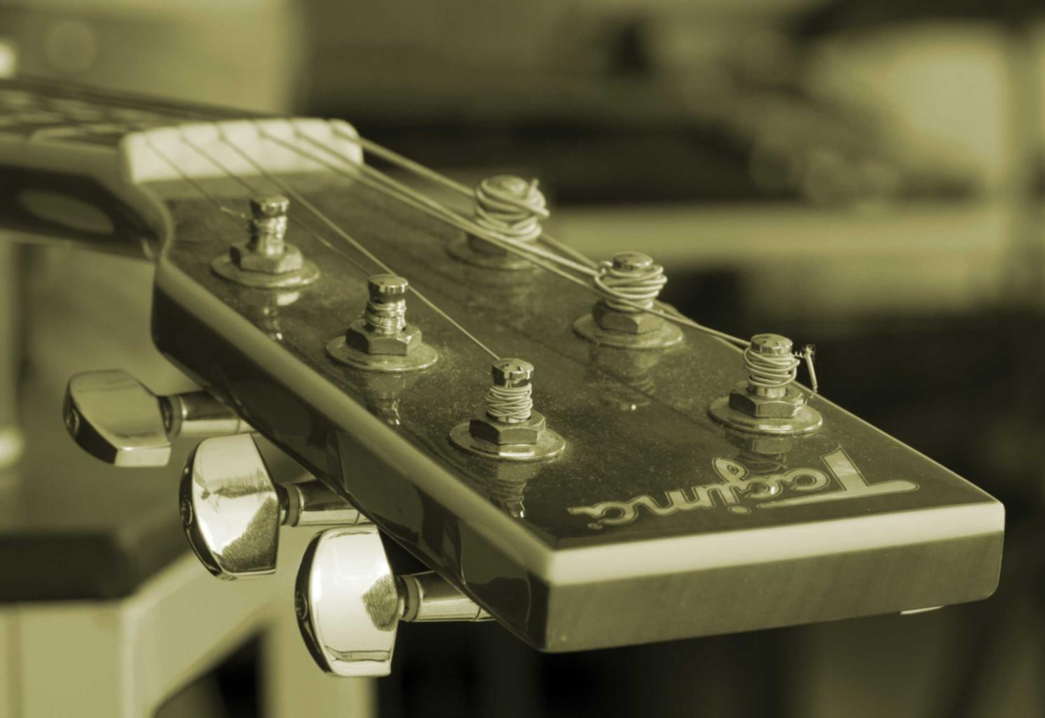 支付宝号买卖:实名账号与在线教育的联系